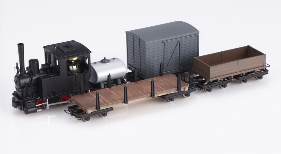 Krauss Steam Locomotive and 4 Car Set - No Number