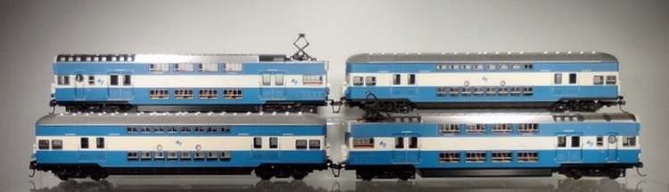 Set No. 559  Comeng Series 1  - 4 car set - Revised Blue and White